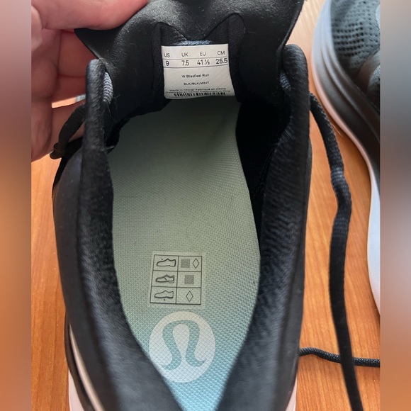 Lululemon Blissfeel Women’s Running Shoe - Picture 5 of 6